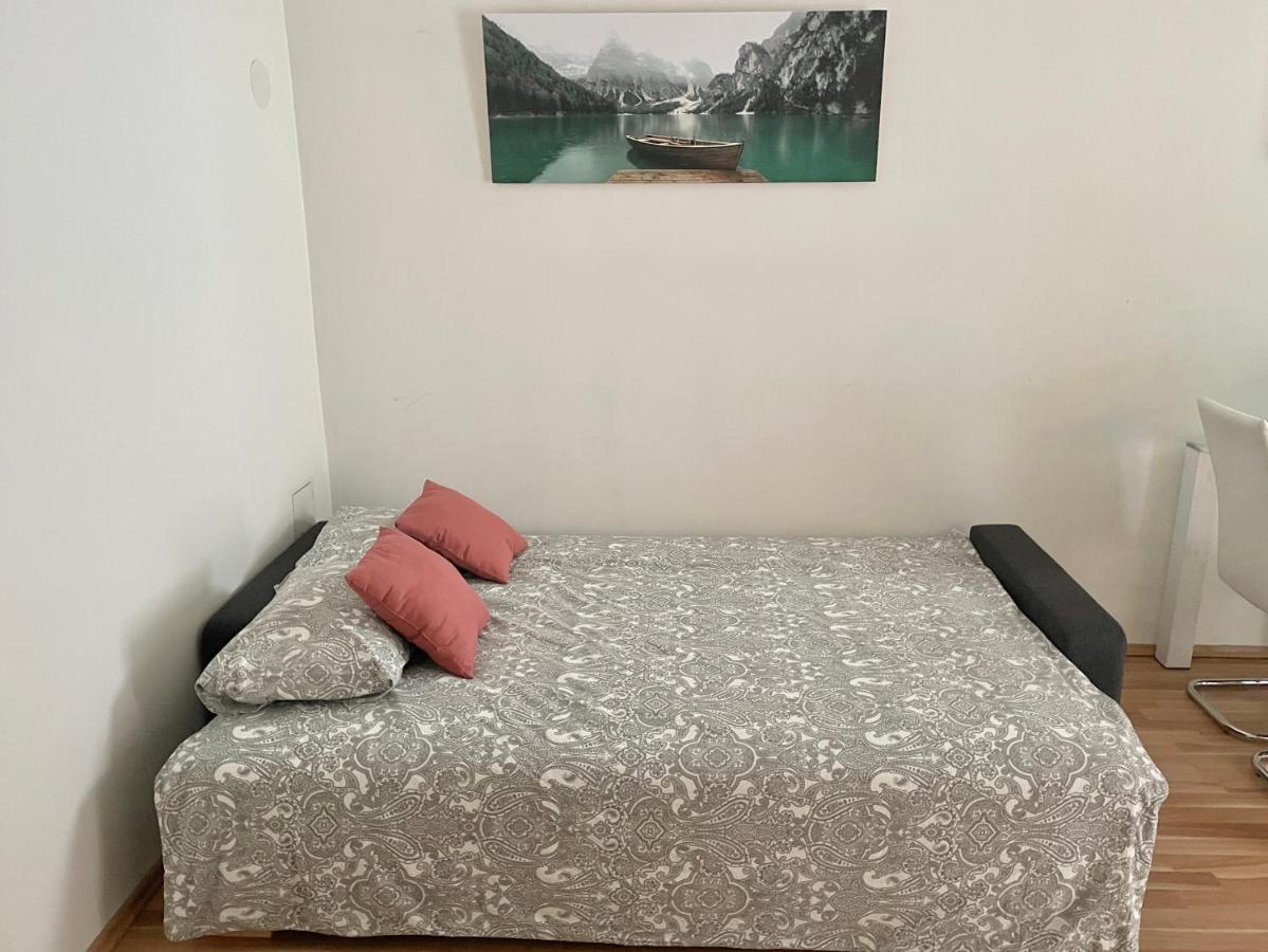 1 Bedroom Apartment Near Central Station Vienna Exterior photo