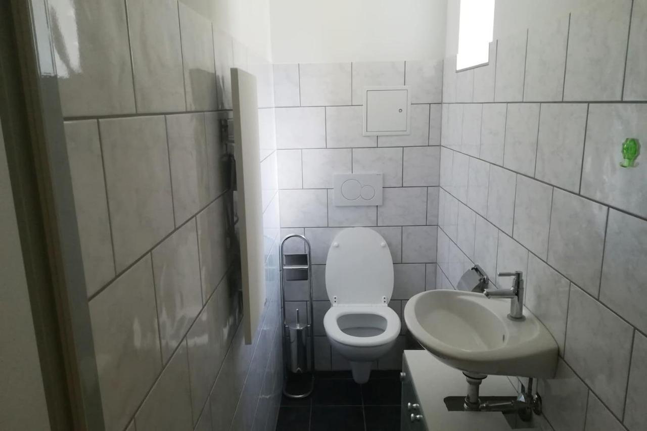 1 Bedroom Apartment Near Central Station Vienna Exterior photo
